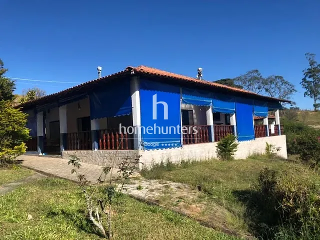 Sítio com 40000m² 3 quartos e 5 banheiros, à venda, no bairro Zona Rural em Caldas