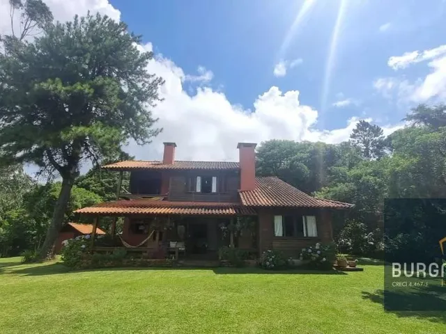 Sítio com 5000m² 3 quartos e 3 banheiros, à venda, no bairro Recreio da Serra em Piraquara