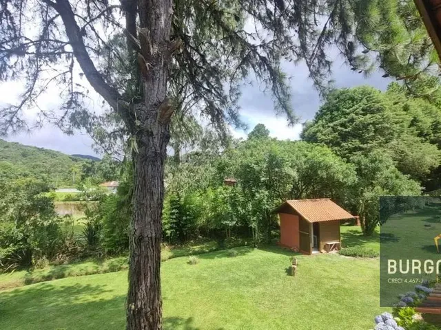 Sítio com 5000m² 3 quartos e 3 banheiros, à venda, no bairro Recreio da Serra em Piraquara
