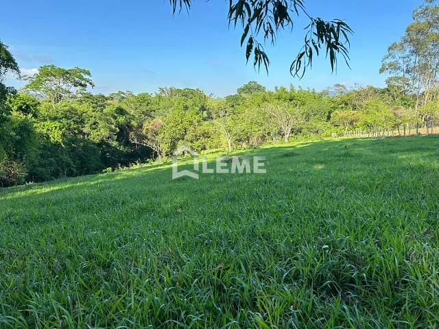 Sítio com 50m² 1 quarto e 1 banheiro, à venda, no bairro Milagre em Monte Santo de Minas