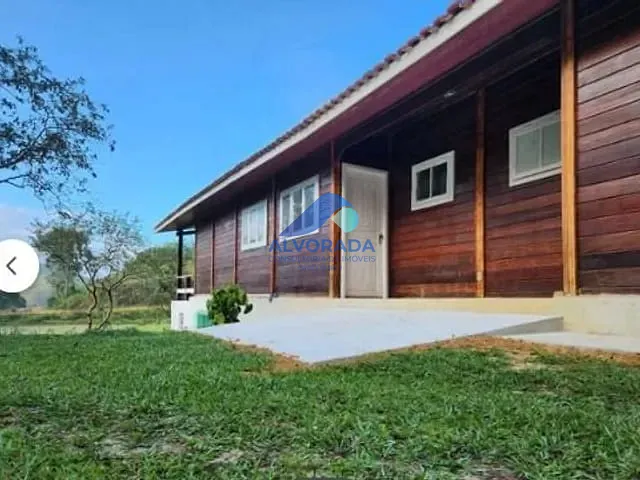 Sítio com 130205m² 4 quartos e 1 banheiro, à venda, no bairro Sobrado em São José dos Campos