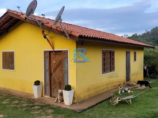 Sítio com 96670m² 8 quartos e 3 banheiros, à venda, no bairro Mombuca em Itatiba