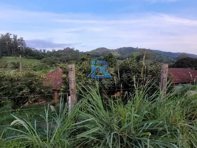 Sítio com 96670m² 8 quartos e 3 banheiros, à venda, no bairro Mombuca em Itatiba