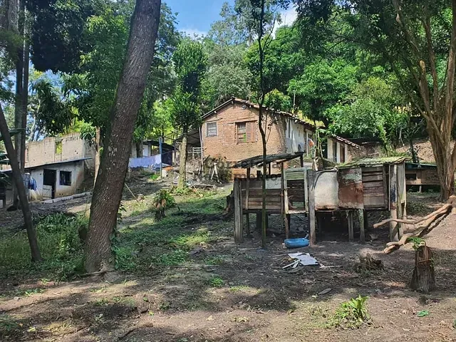 Sítio com 42026m², à venda, no bairro Próximo ao Condomínio Lagoinha em Jacareí