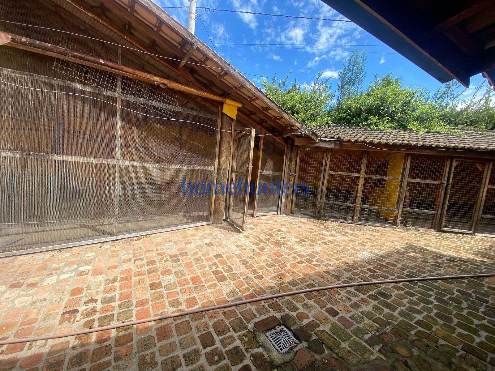 Sítio à venda com 10 quartos, 2000m² - Foto 25