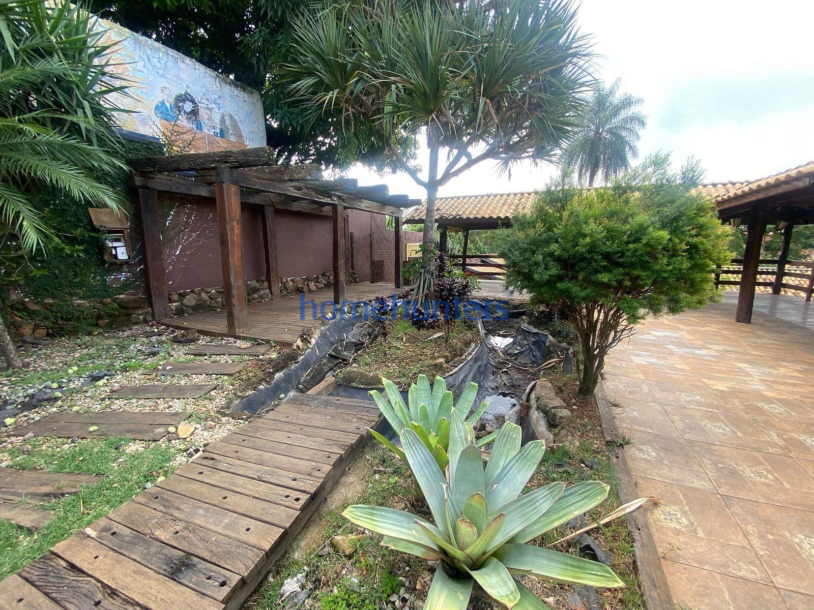 Sítio à venda com 10 quartos, 2000m² - Foto 36