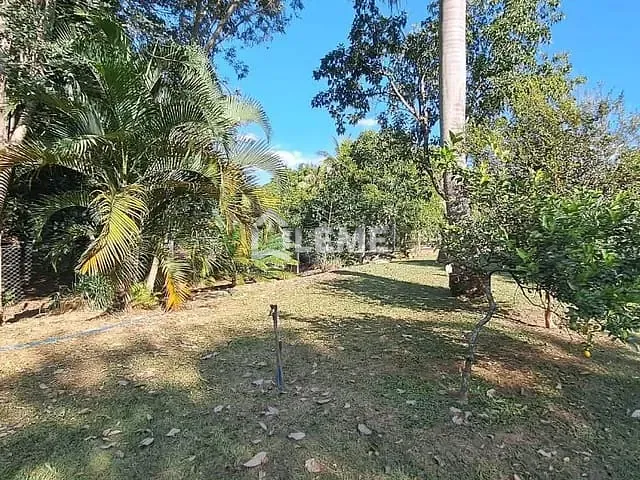 Chácara com 3000m² 3 quartos e 2 banheiros, à venda, no bairro Vila Lambari em Mococa