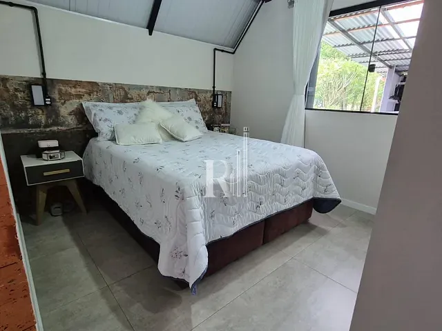 Sítio com 914m² 2 quartos e 3 banheiros, à venda, no bairro Sertão de Santa Luzia em Porto Belo