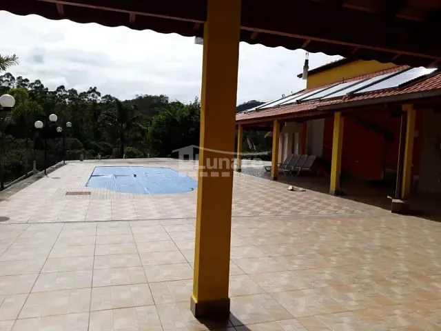 Sítio com 48000m², à venda, no bairro Centro em Biritiba Mirim