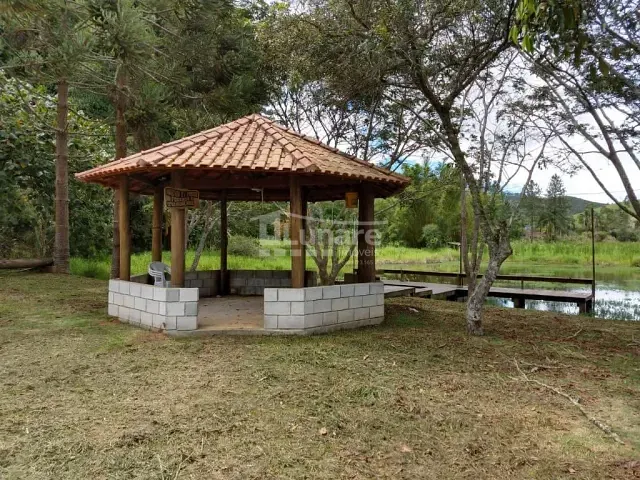 Sítio com 48000m², à venda, no bairro Centro em Biritiba Mirim