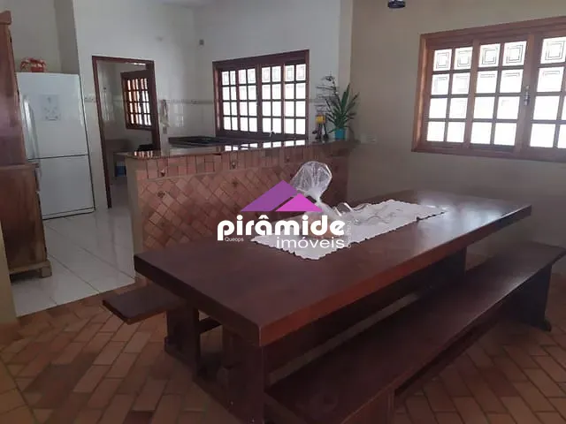 Sítio com 30000m² 3 quartos e 5 banheiros, à venda, no bairro Capim Dangola em Paraibuna