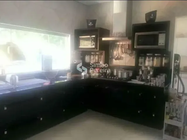 Sítio com 290000m² 3 quartos e 3 banheiros, à venda, no bairro LIMA DUARTE em Lima Duarte