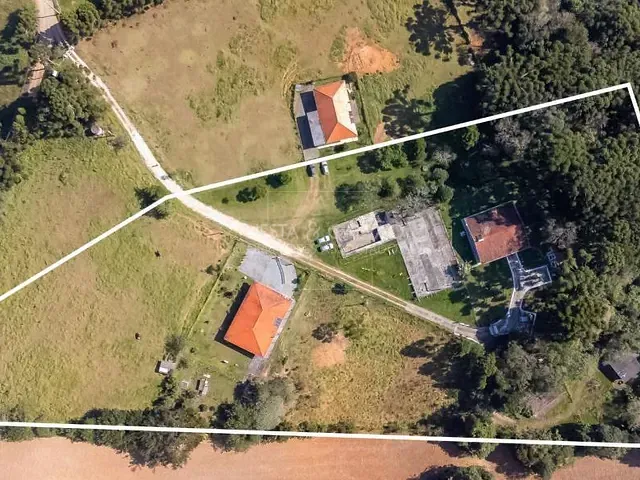 Sítio à venda, no bairro Colônia Revier em Campo Largo