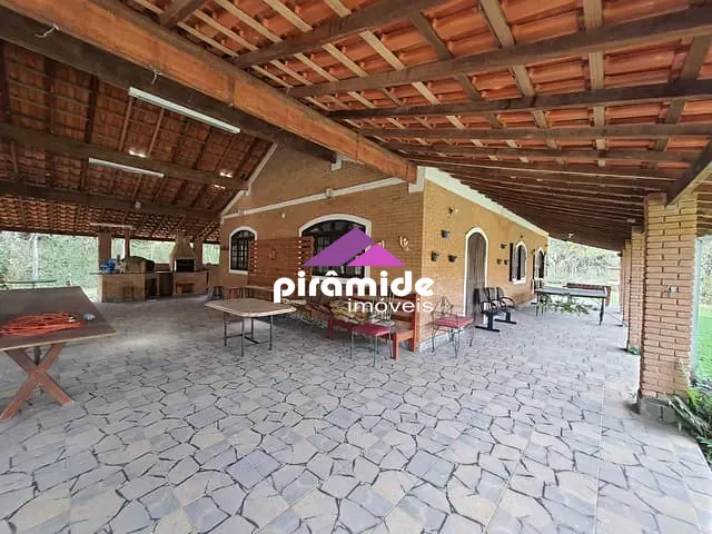 Sítio com 35104m² 3 quartos e 4 banheiros, à venda, no bairro Freitas em São José dos Campos