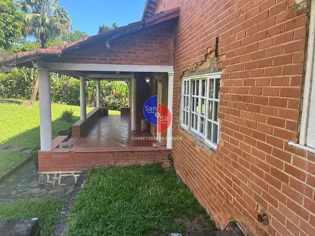 Sítio com 6000m² 6 quartos e 2 banheiros, à venda, no bairro Corujas em Guapimirim