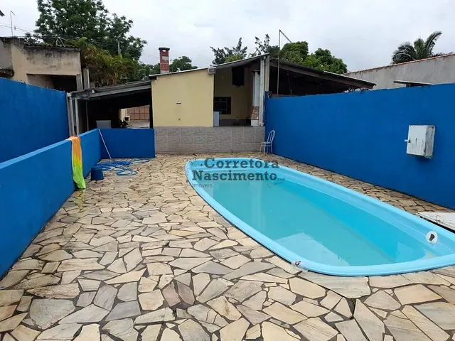 Sítio com 1600m² 2 quartos e 4 banheiros, à venda, no bairro Monte Castelo em São José dos Campos
