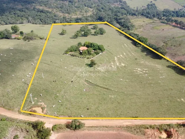 Sítio com 60000m² 2 quartos e 2 banheiros, à venda, no bairro Área Rural de Artur Nogueira em Artur Nogueira