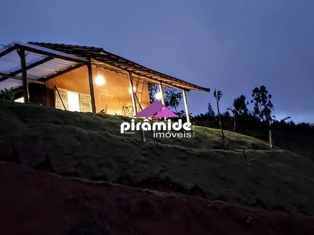 Sítio com 31000m² 2 quartos e 1 banheiro, à venda, no bairro Espírito Santo em Paraibuna