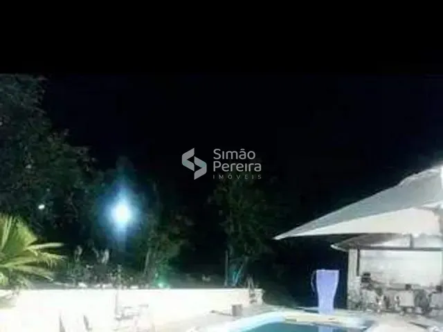 Sítio com 8000m² 2 quartos e 3 banheiros, à venda, no bairro Pedro do Rio em Petrópolis