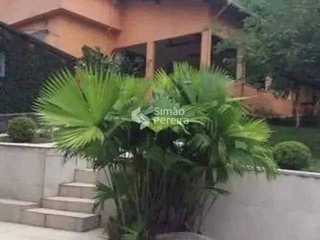 Sítio com 8000m² 2 quartos e 3 banheiros, à venda, no bairro Pedro do Rio em Petrópolis
