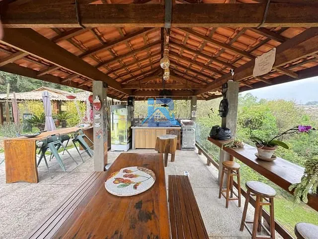Sítio com 39331m² 3 quartos e 5 banheiros, à venda, no bairro Bairro Tapera Grande em Itatiba