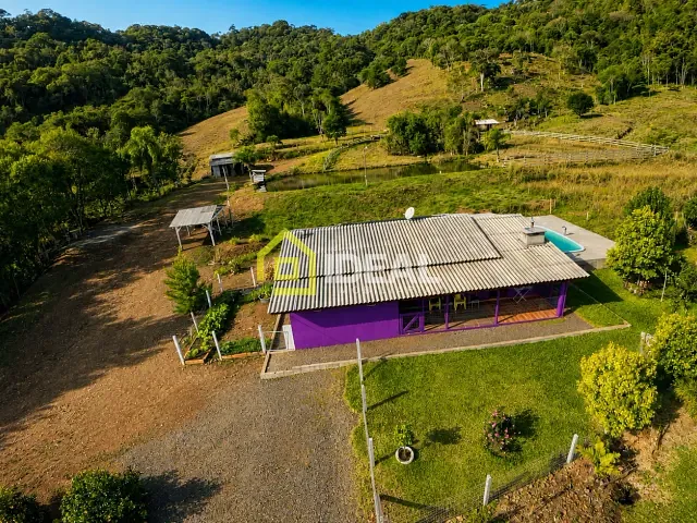 Sítio com 63000m² 3 quartos e 1 banheiro, à venda, no bairro Interior em Lindóia do Sul