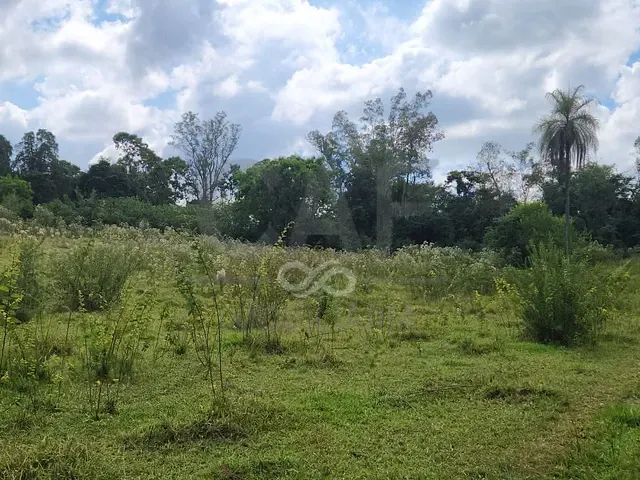 Sítio com 133100m² 3 quartos e 3 banheiros, à venda, no bairro Borda da Mata em Jaguariúna