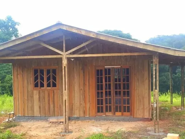 Sítio 2 quartos e 1 banheiro, à venda, no bairro Serrinha em Contenda