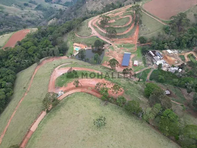 Sítio com 471000m² 3 quartos e 2 banheiros, à venda, no bairro Capoerinha em Maria da Fé