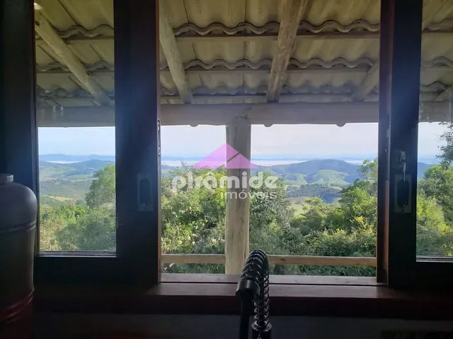 Sítio com 60500m² 3 quartos e 3 banheiros, à venda, no bairro Itacuruçá em Cunha