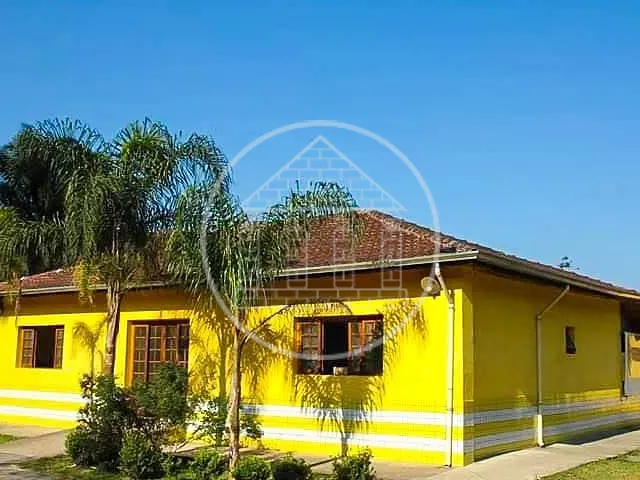 Sítio com 252200m² 5 quartos e 4 banheiros, à venda, no bairro Parelheiros em São Paulo