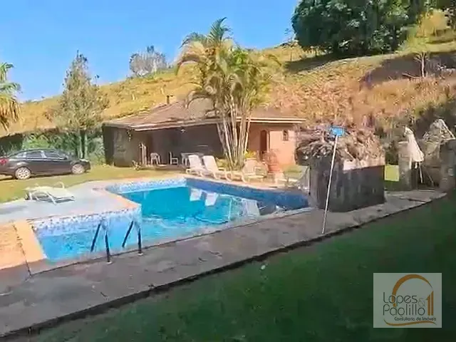 Sítio com 173100m² 4 quartos e 6 banheiros, à venda, no bairro Área Rural de Joanópolis em Joanópolis