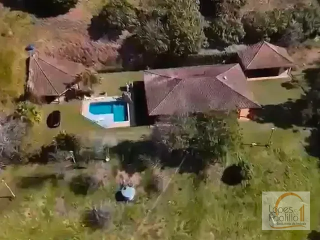 Sítio com 173100m² 4 quartos e 6 banheiros, à venda, no bairro Área Rural de Joanópolis em Joanópolis