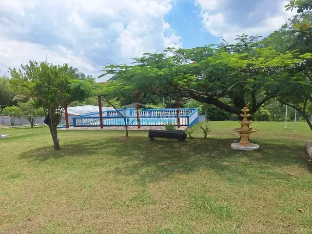 Sítio com 5000m² 2 quartos e 1 banheiro, à venda, no bairro Parque Residencial Itapeti em Mogi das Cruzes
