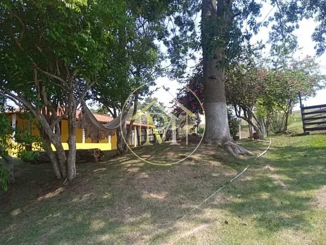Sítio com 75600m² 4 quartos e 2 banheiros, à venda, no bairro Loteamento Donato Flores em Tatuí