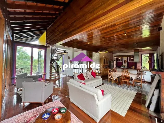 Sítio com 52000m², à venda, no bairro São Francisco Xavier em São José dos Campos