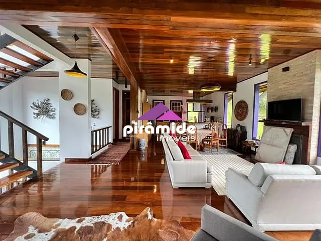 Sítio com 52000m², à venda, no bairro São Francisco Xavier em São José dos Campos