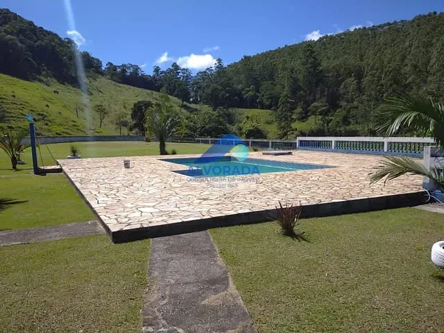 Sítio com 72600m² 4 quartos e 3 banheiros, à venda, no bairro Vila Unidos em São José dos Campos