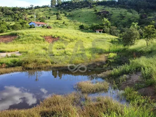 Sítio com 263360m² 2 quartos e 1 banheiro, à venda, no bairro Zona Rural em Morungaba