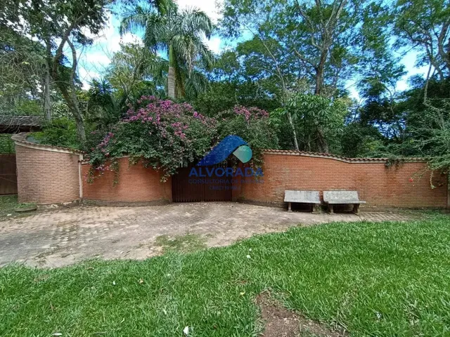 Sítio com 40600m² 2 quartos e 2 banheiros, à venda, no bairro dos Francos em Jambeiro