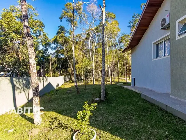 Casa com 3016m² 3 quartos e 3 banheiros, à venda, no bairro Centro em Quatro Barras