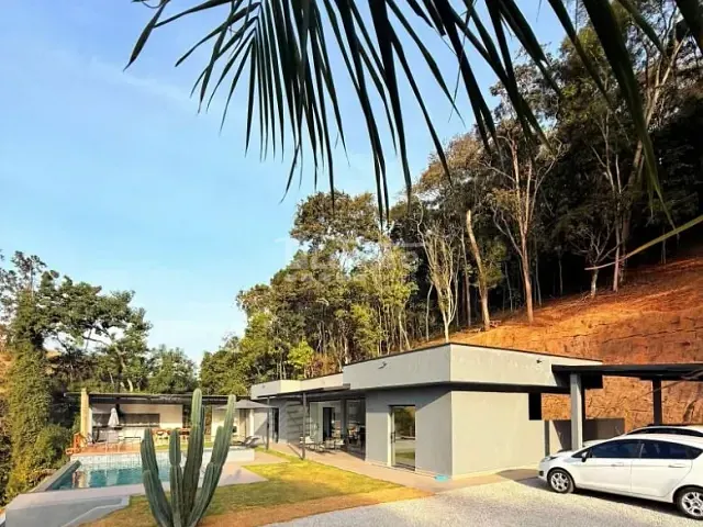 Sítio com 22000m² 3 quartos e 1 banheiro, à venda, no bairro Itapema em Guararema