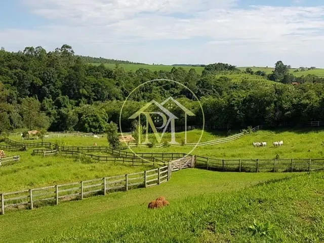 Sítio com 160421m², à venda, no bairro Centro em Itu