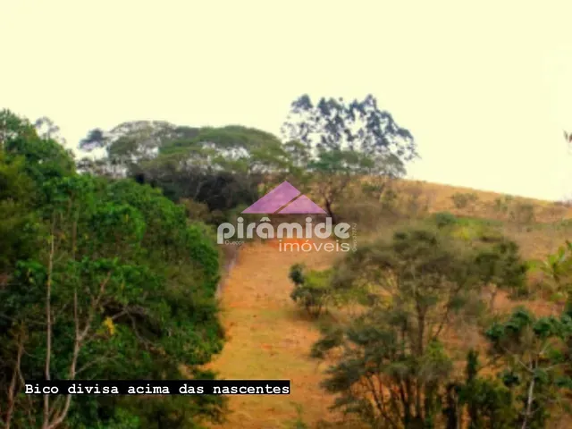 Sítio com 86280m² 4 quartos e 2 banheiros, à venda, no bairro São Francisco Xavier em São José dos Campos