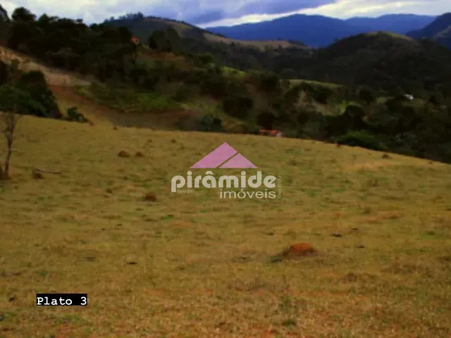 Sítio com 86280m² 4 quartos e 2 banheiros, à venda, no bairro São Francisco Xavier em São José dos Campos