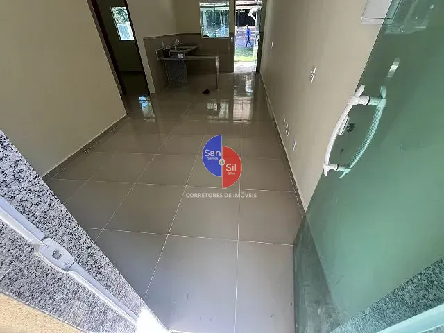 Sítio com 900m² 2 quartos e 2 banheiros, à venda, no bairro Baía Branca (Praia de Mauá) em Magé