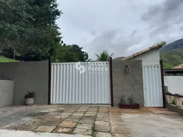 Sítio com 3901m² 5 quartos e 4 banheiros, à venda, no bairro Posse em Petrópolis