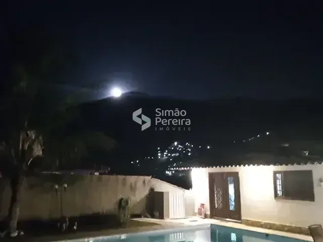 Sítio com 3901m² 5 quartos e 4 banheiros, à venda, no bairro Posse em Petrópolis