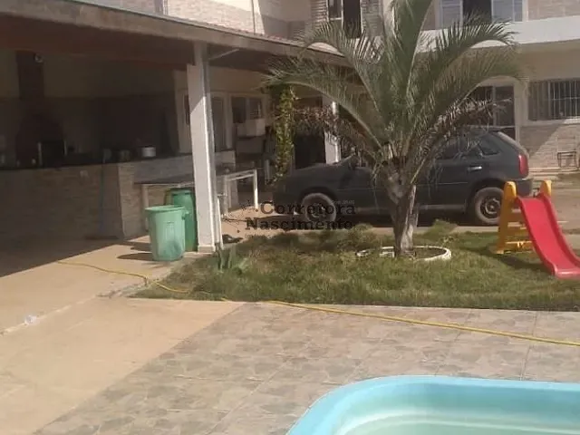 Sítio com 1045m² 2 quartos e 5 banheiros, à venda, no bairro Estância Porto Velho em Jacareí