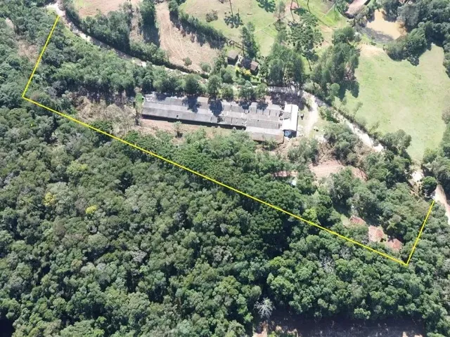 Sítio com 29116m², à venda, no bairro Ferraria em Campo Largo